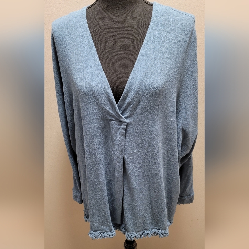 Umgee Soft Blue Linen Like Top